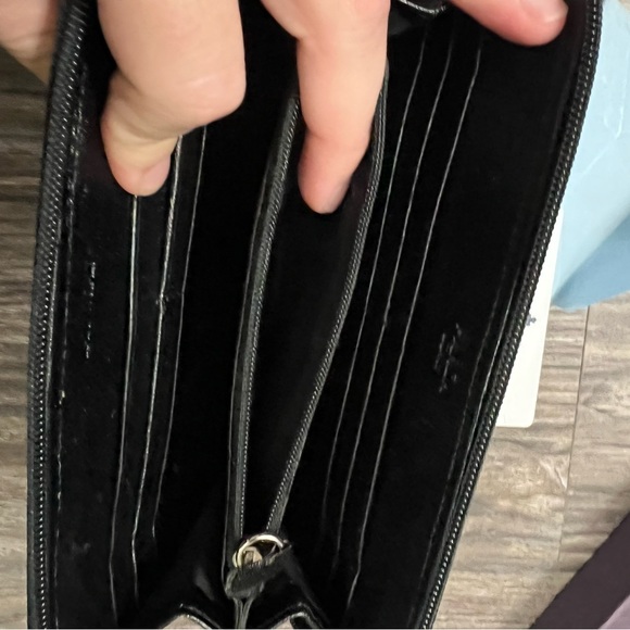 Black leather Prada Purse & Wallet set EUC!!!! - Picture 16 of 16